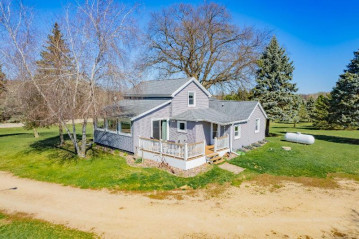 N5730 Highway 73, Calamus, WI 53925