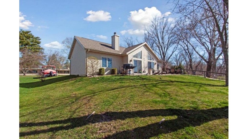 738 E Gladys Drive Fulton, WI 53534 by Rock Realty $599,000