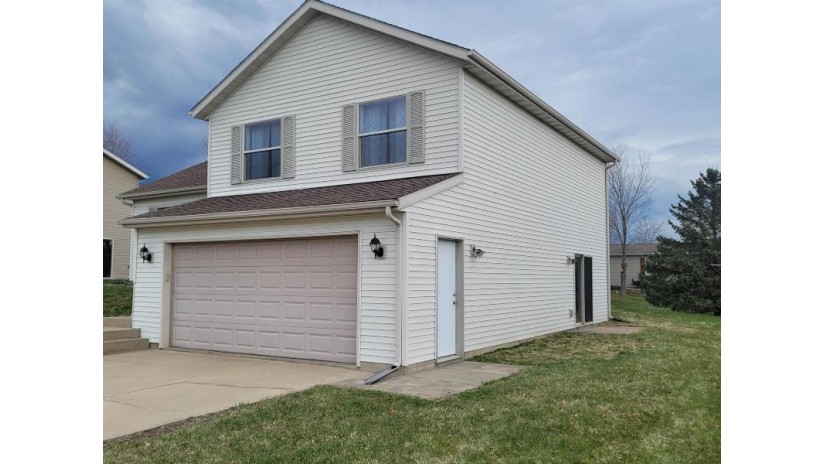 510 White Spruce Avenue Baraboo, WI 53913 by First Weber Inc - HomeInfo@firstweber.com $349,900