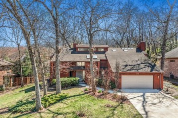 5835 Schumann Drive, Fitchburg, WI 53711-5176