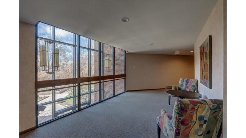 6302 Mineral Point Road 221 Madison, WI 53705 by First Weber Inc - HomeInfo@firstweber.com $290,000