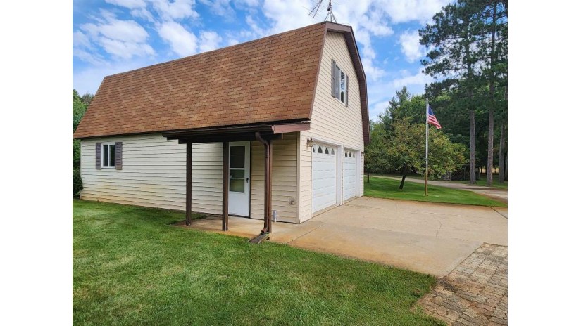 679 Beaver Avenue Colburn, WI 54943 by Coldwell Banker Belva Parr Realty - Off: 608-339-6757 $245,000