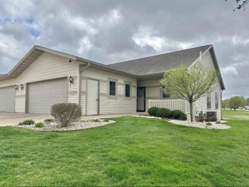 926 E Windfield Court 5, Beloit, WI 53511-6547