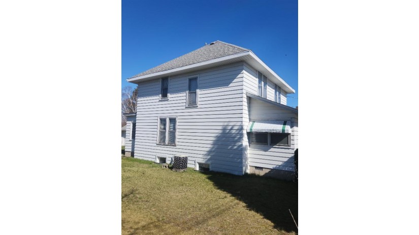 417 S Clinton Street Princeton, WI 54968 by Century 21 Properties Unlimited $144,900