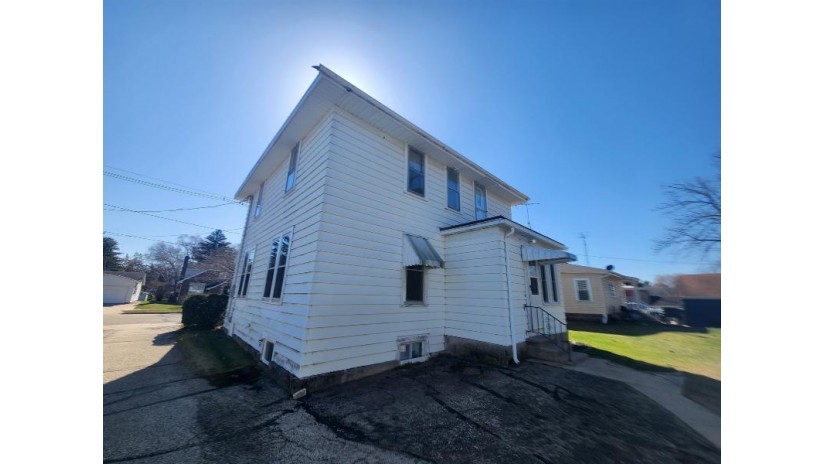 417 S Clinton Street Princeton, WI 54968 by Century 21 Properties Unlimited $144,900