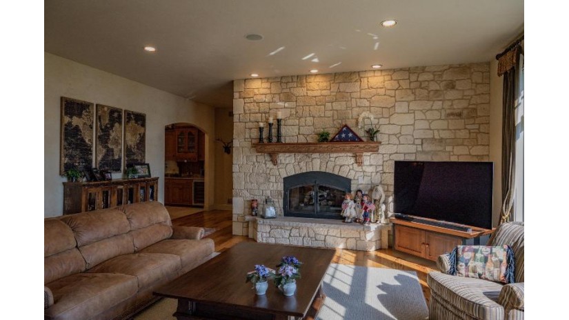 N7784 Half Moon Bay Drive Germantown, WI 53950 by Castle Rock Realty Llc - Pref: 608-547-5461 $1,900,000