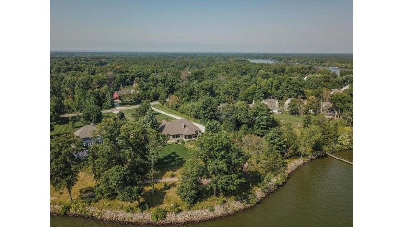 N7784 Half Moon Bay Drive Germantown, WI 53950 by Castle Rock Realty Llc - Pref: 608-547-5461 $1,900,000