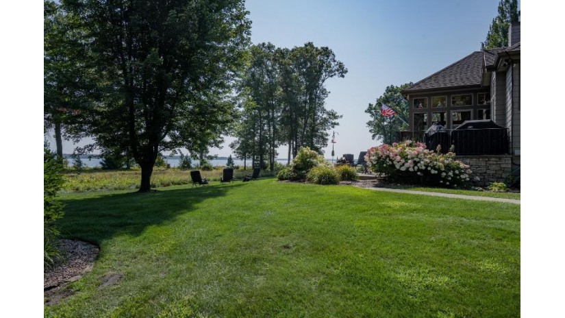 N7784 Half Moon Bay Drive Germantown, WI 53950 by Castle Rock Realty Llc - Pref: 608-547-5461 $1,900,000