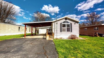 105 Aztalan Street 31, Johnson Creek, WI 53038