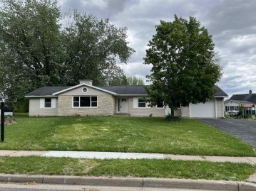 620 Grove Street, Mauston, WI 53948