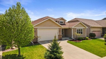 331 S Longfield Drive, Sun Prairie, WI 53590