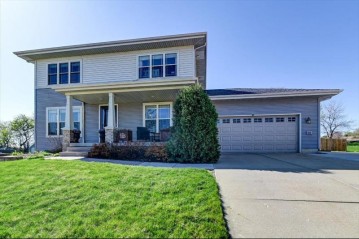 305 Skyland Way, Deerfield, WI 53531