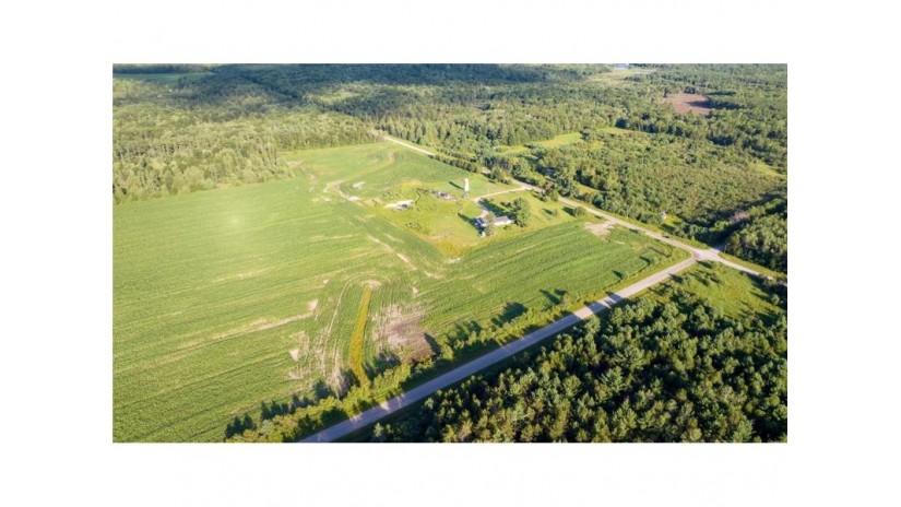 000 Poertner Road Neillsville, WI 54456 by Midwest Land Group Llc $230,000