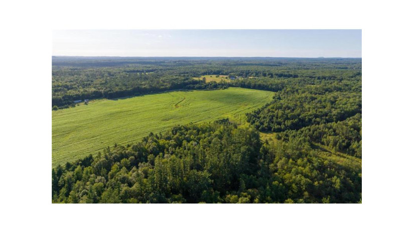 000 Poertner Road Neillsville, WI 54456 by Midwest Land Group Llc $230,000