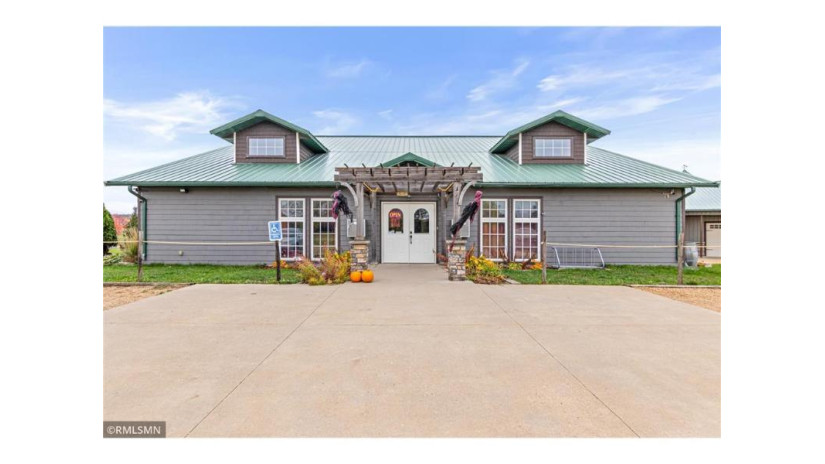 570 Coulee Trail Hudson, WI 54016 by Applegate Inc $1,200,000