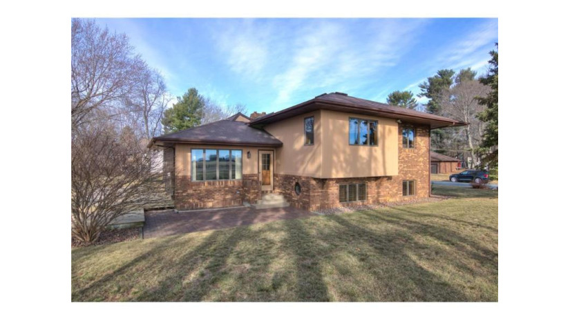 2932 North Plum Tree Circle Menomonie, WI 54751 by Rassbach Realty Llc $414,900