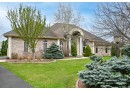 W213N5230 Golfview Dr, Menomonee Falls, WI 53051 by Shorewest Realtors $1,350,000