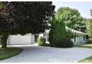 542 Briarwood Ln, Port Washington, WI 53074 by Shorewest Realtors $450,000
