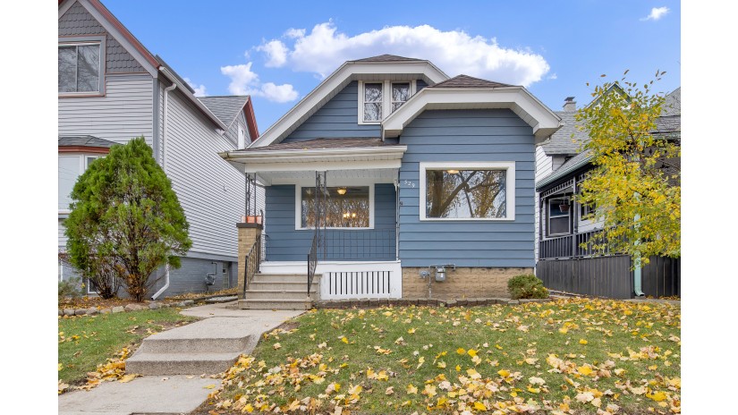 329 E Euclid Ave Milwaukee, WI 53207 by Shorewest Realtors $285,000