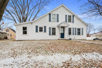 216 S Pearl St, Blair, WI 54616