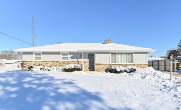 5634 Bradford Ave, Caledonia, WI 53406-1124