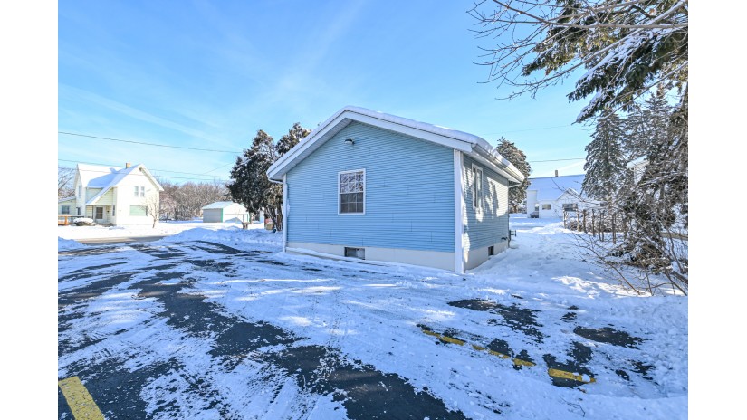 239 E Milwaukee St Whitewater, WI 53190 by Shorewest Realtors $190,000