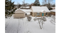 8859 N Navajo Rd Bayside, WI 53217 by Shorewest Realtors $378,000