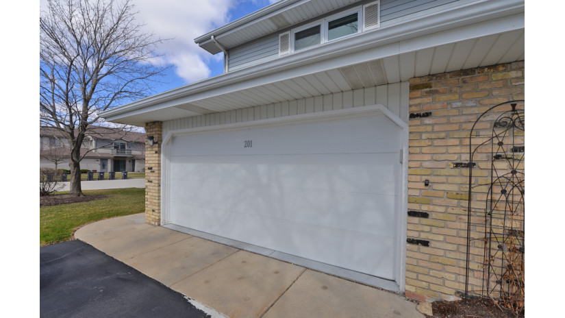 1021 Prairie Dr 201 Mount Pleasant, WI 53406 by Shorewest Realtors $255,000