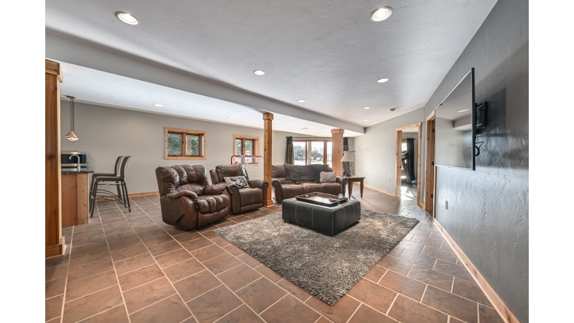 229 Cypress Pt North Prairie, WI 53153 by Shorewest Realtors $850,000