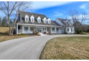 10710 N Briarwood Ct, Mequon, WI 53092 by Shorewest Realtors $849,900