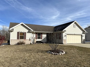 803 Casey Dr, Watertown, WI 53094-6226