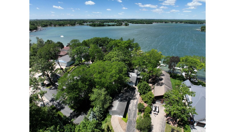 3502 Shore Dr 3504 Burlington, WI 53105 by Shorewest Realtors $989,000