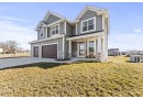 1208 Chippewa Dr, Hartford, WI 53027 by Shorewest Realtors $469,900