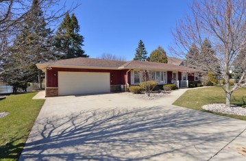 3224 Elwood Dr, Mount Pleasant, WI 53406-5218