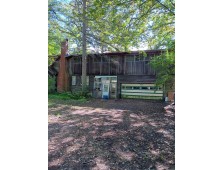 29813 Woodlawn Dr, Burlington, WI 53105-7730