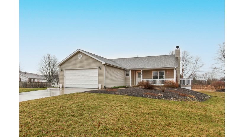 1157 Bluestem Ct Elkhorn, WI 53121 by Shorewest Realtors $384,900