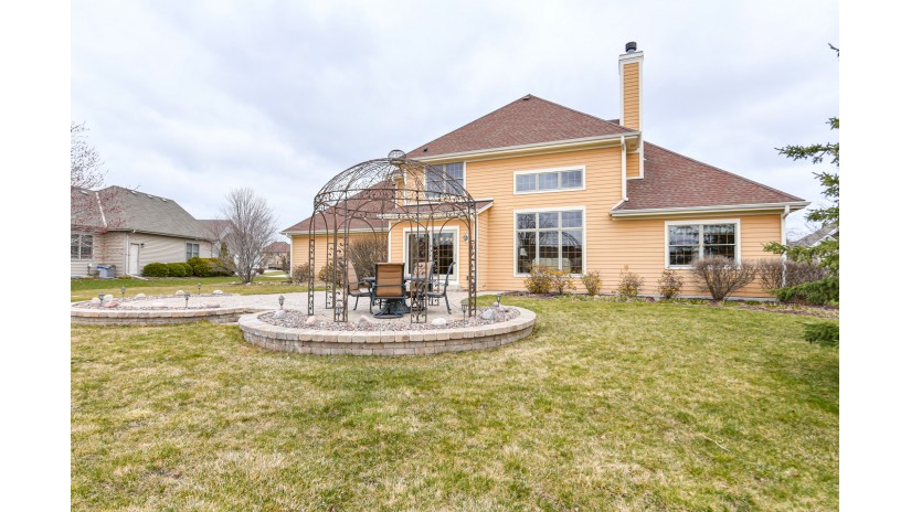 S84W12879 Blue Heron Ln Muskego, WI 53150 by Shorewest Realtors $684,900