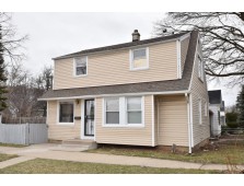 4900 W Fiebrantz Ave, Milwaukee, WI 53216-1324