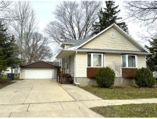 314 Lincoln Ave, Reeseville, WI 53579-9699