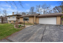 W199N9355 Wellington Dr, Menomonee Falls, WI 53051 by Shorewest Realtors $429,000