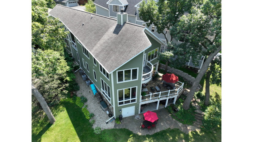 1811 South Shore Dr Delavan, WI 53115 by Shorewest Realtors $3,500,000