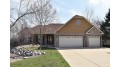 3800 S River Ridge Blvd Greenfield, WI 53228 by Shorewest Realtors $650,000