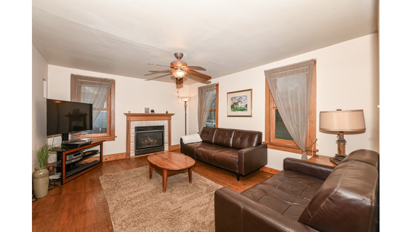 1803 Ludington Ave Wauwatosa, WI 53226 by Shorewest Realtors $399,900