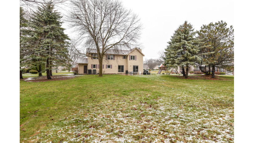 8480 S 68th St Franklin, WI 53132 by Shorewest Realtors $549,900