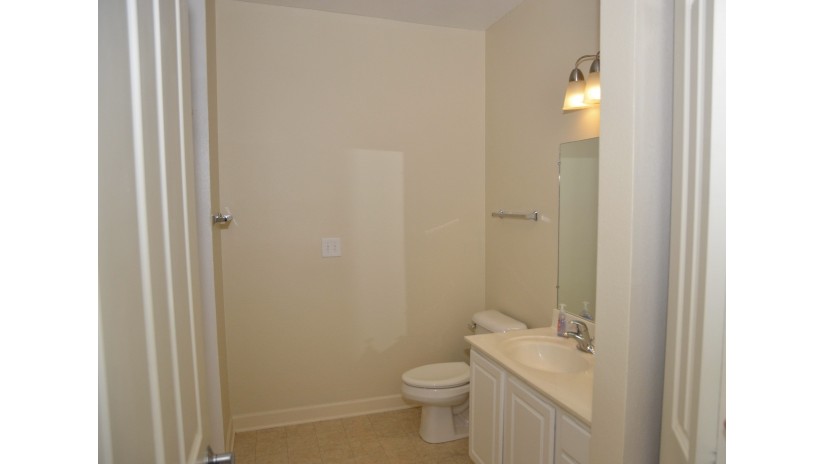 4120 S Lake Dr 254 Saint Francis, WI 53235 by Shorewest Realtors $1,995