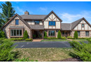 10506 N Riverlake Dr, Mequon, WI 53092 by Shorewest Realtors $899,000