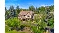 10506 N Riverlake Dr Mequon, WI 53092 by Shorewest Realtors $899,000