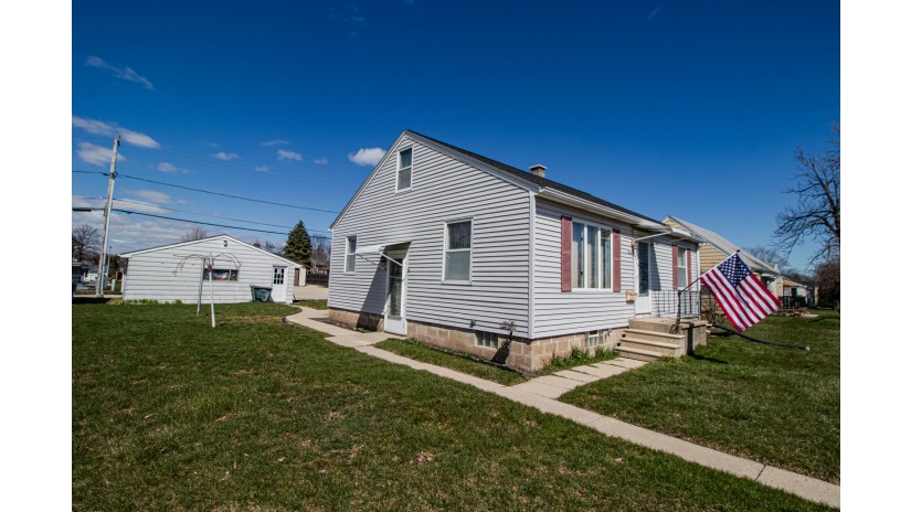 9430 W Cleveland Ave West Allis, WI 53227 by Shorewest Realtors $230,000