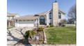 1256 River Place Blvd Waukesha, WI 53189 by Shorewest Realtors $435,000