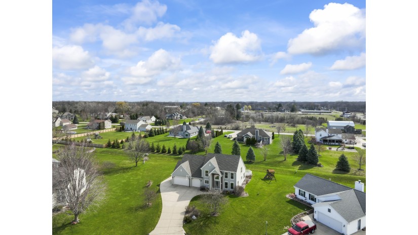 8015 Wildrose Ct Waterford, WI 53185 by Shorewest Realtors $520,000